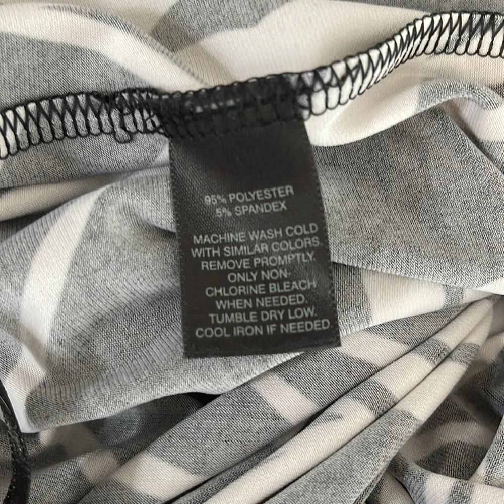 WHITE HOUSE BLACK MARKET Print Tunic Dress Black White Color Block Classic S - Picture 8 of 10